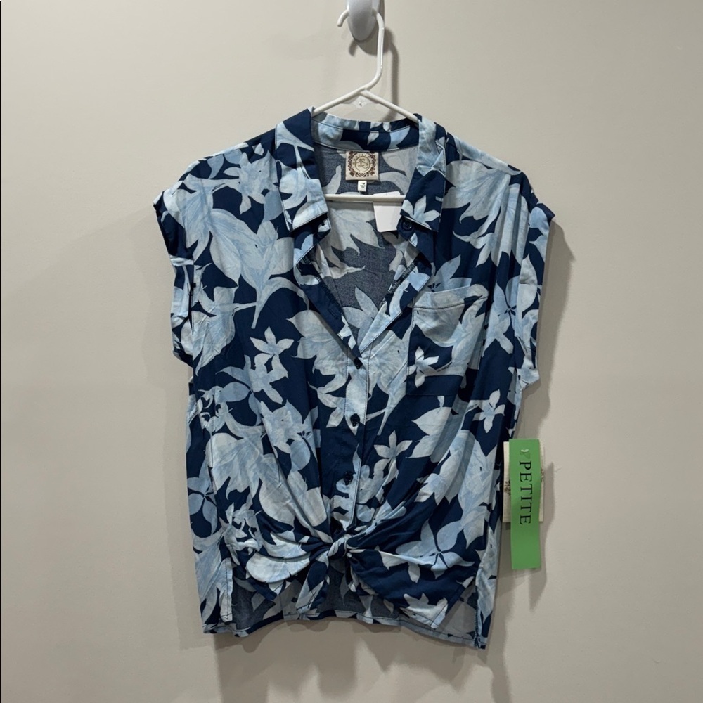 Tru Self Floral Knot-Front Women Top